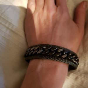 🎁Beautiful black mesh w/ black chain bracelet